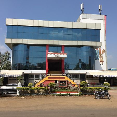 Vila Sarang Lodging & Boarding Satara Exteriér fotografie